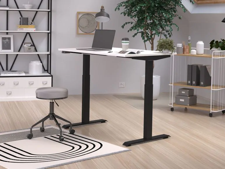 Bureau à hauteur variable électrique JETLAG 120 cm blanc/noir