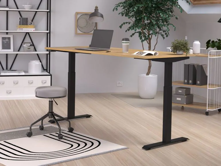 Bureau à hauteur variable électrique JETLAG 180 cm chêne navarra/noir