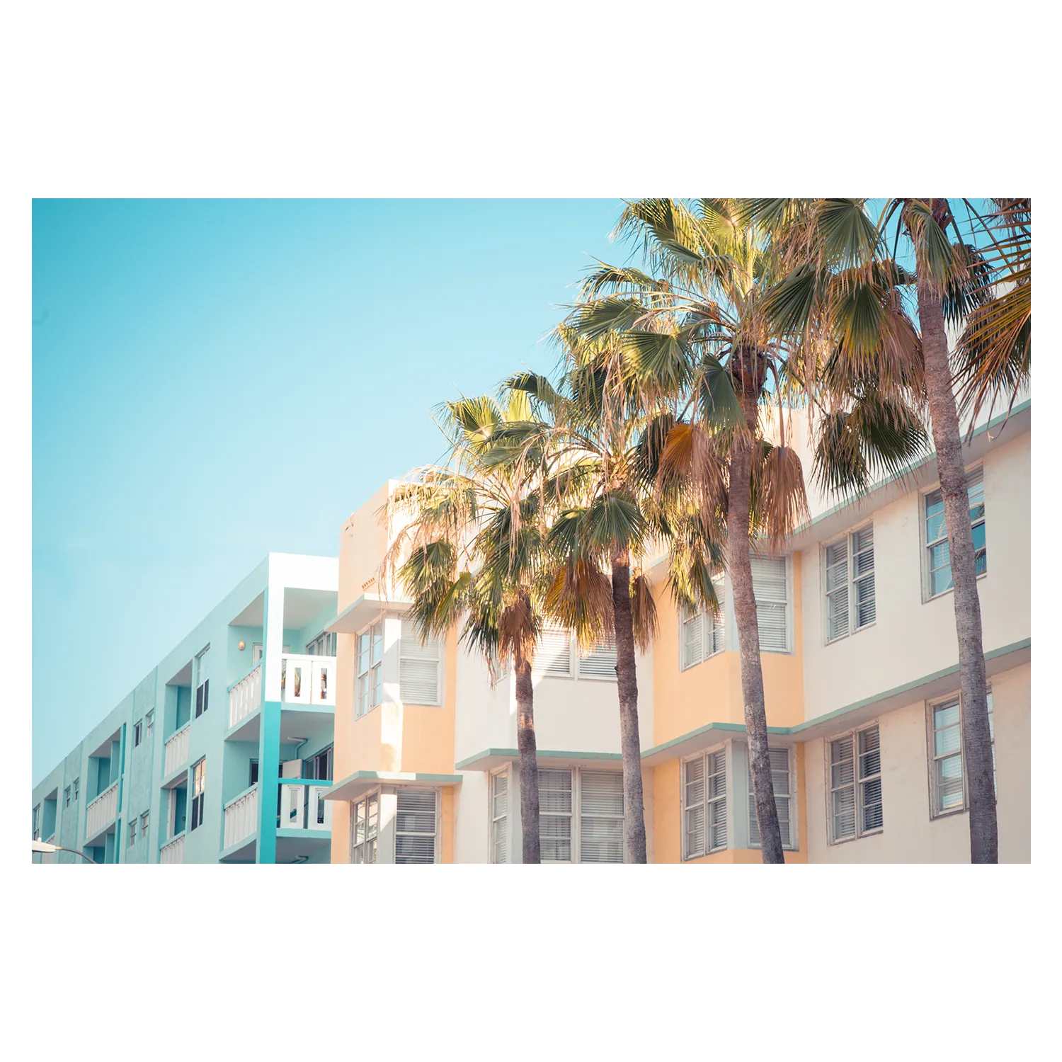 4MURS Tableau en verre MIAMI coloris bleu pastel - 4MURS