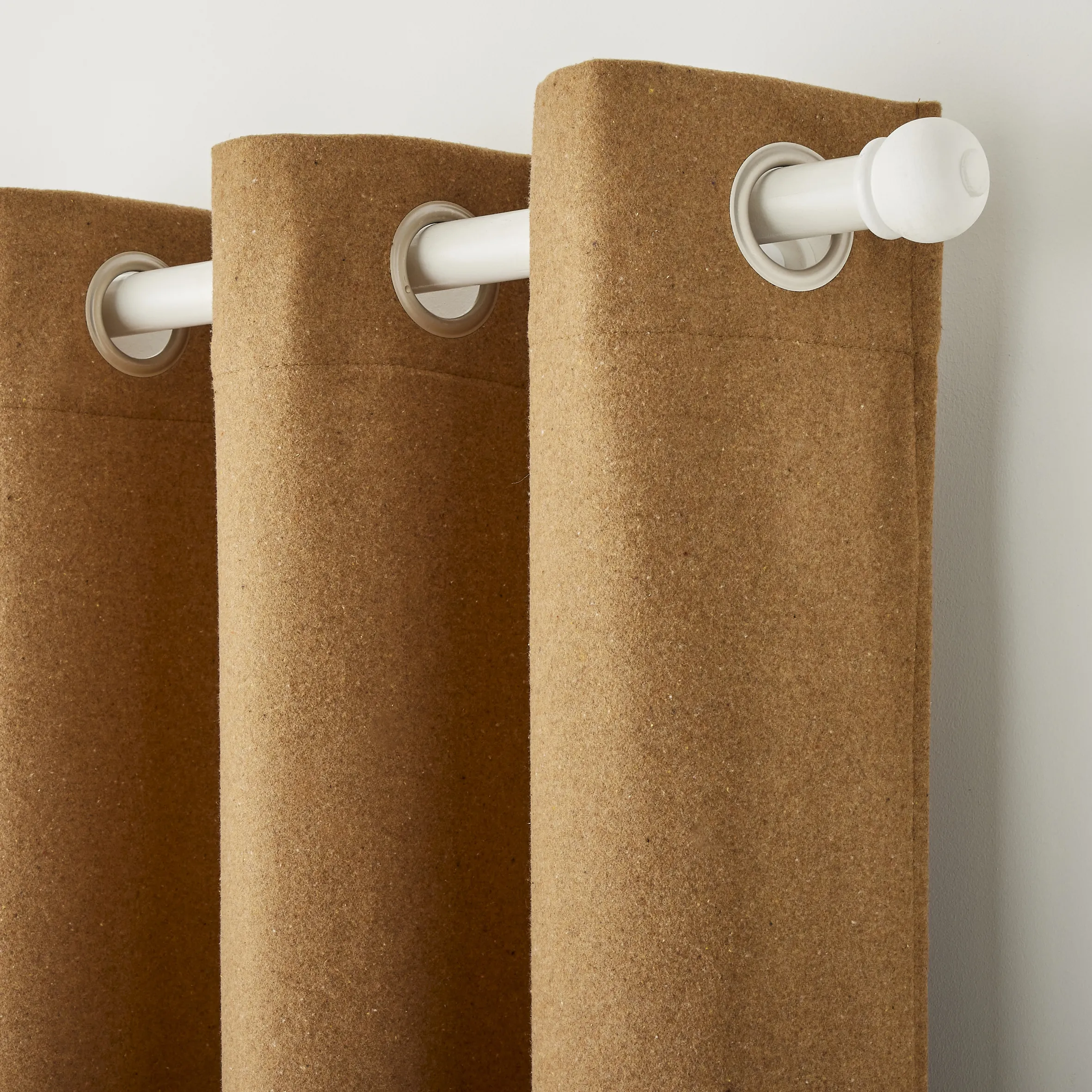 Rideau MADELAINE coloris camel 140 x 260 cm - 4MURS