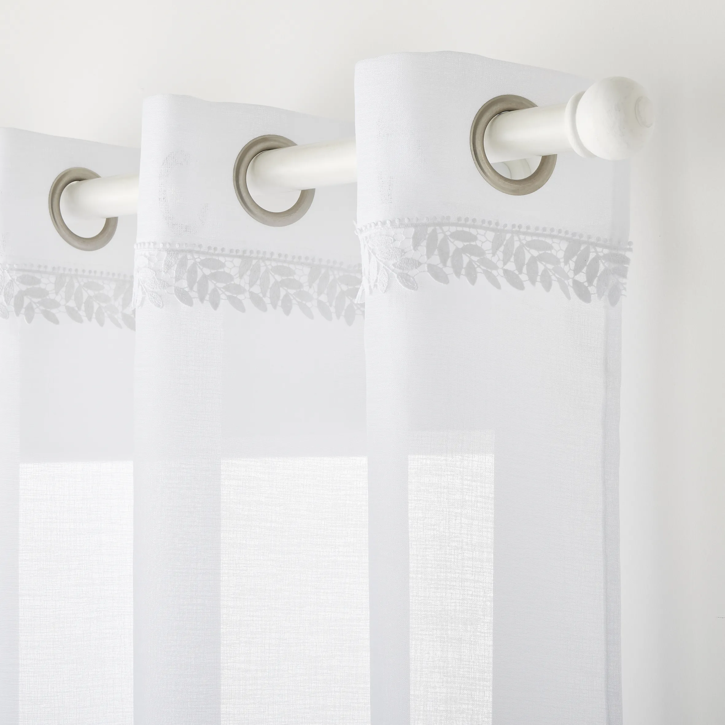 Voilage CYBELE coloris blanc 140 x 240 cm - 4MURS