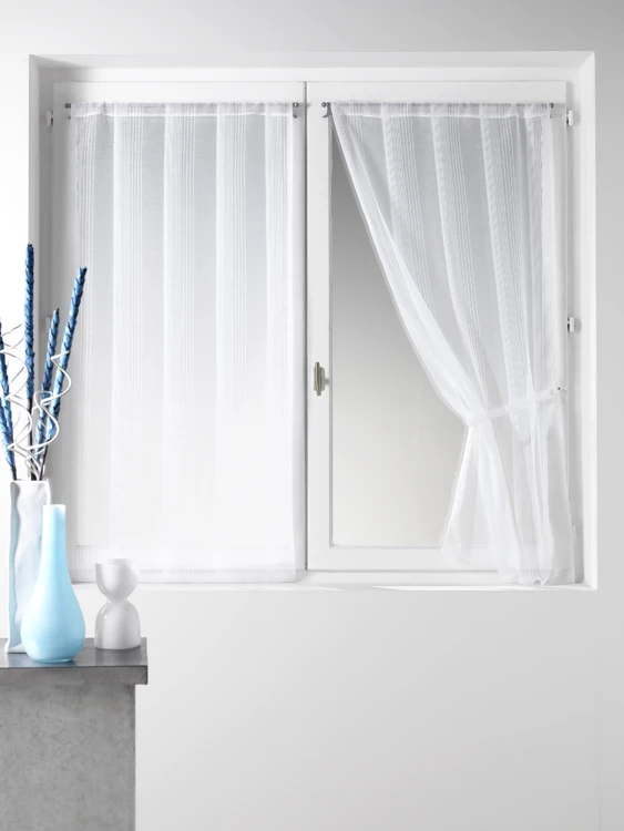 Paire de petits voilages droits