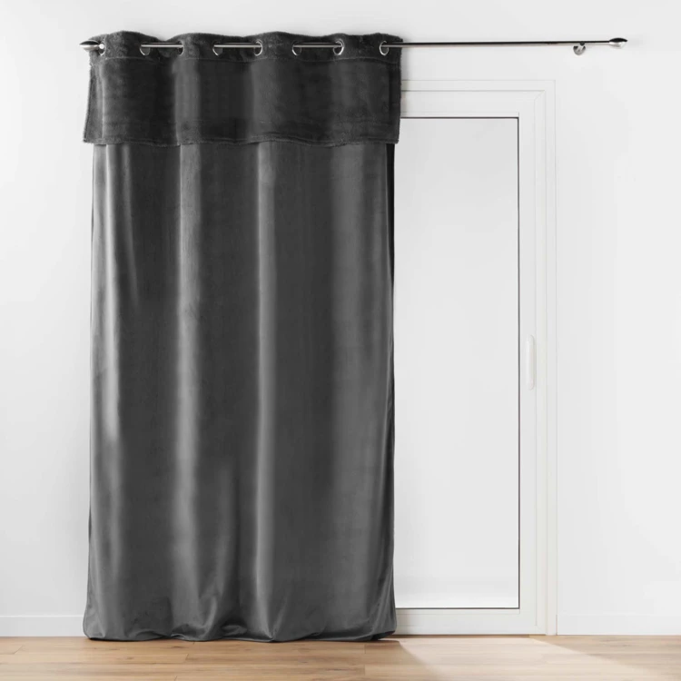 Rideau polaire doudou à œillets