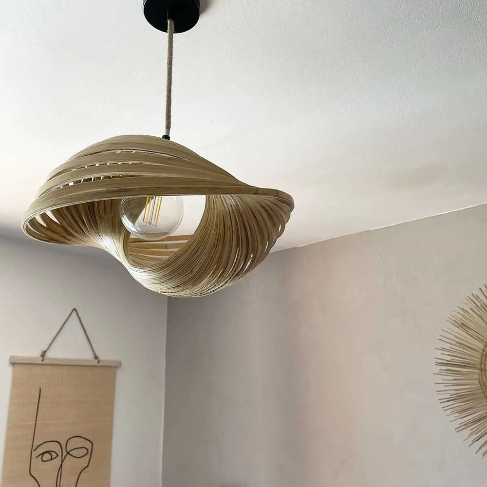 Abat jour Coquillage Ajouré en Bambou de Bali - Modèle exclusif