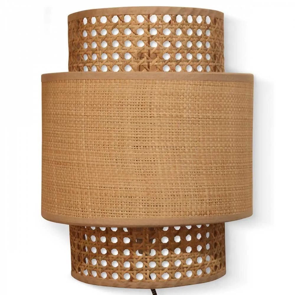 Applique luminaire en cannage avec abat-jour raphia naturel