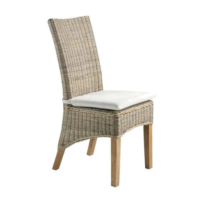 Tila, chaise exotique, manguier et rotin