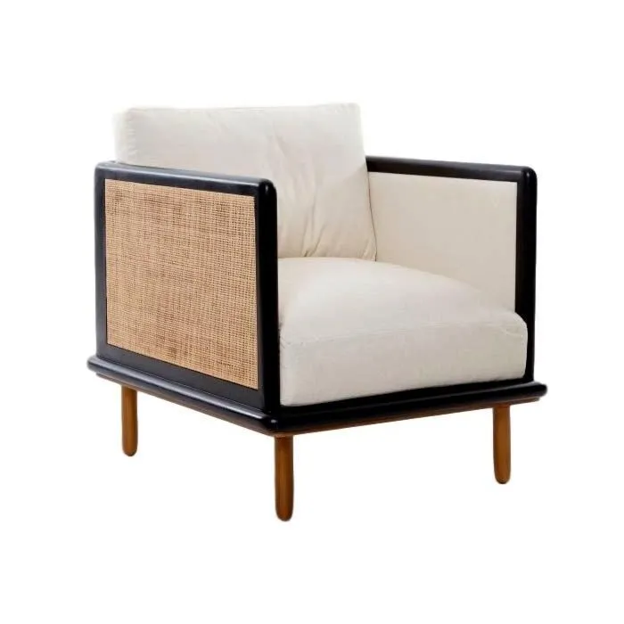 Kozen, fauteuil noir, rotin et acajou