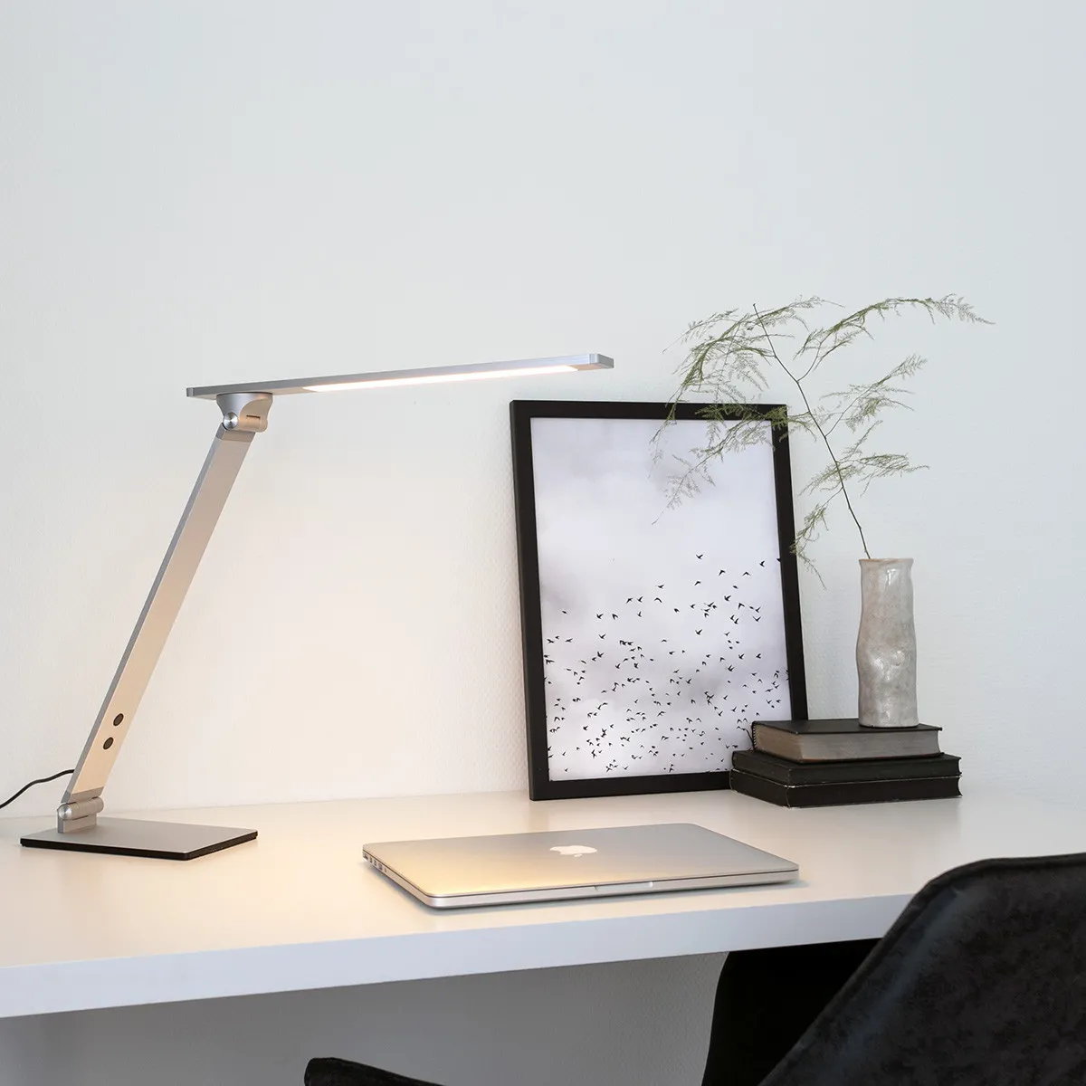 Lampe de bureau LED à lumière graduable Serenade Steinhaueur blanc